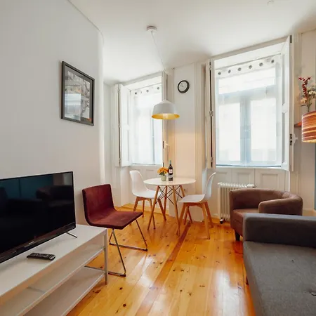 Apartment Downtown Charming By Vacationy *