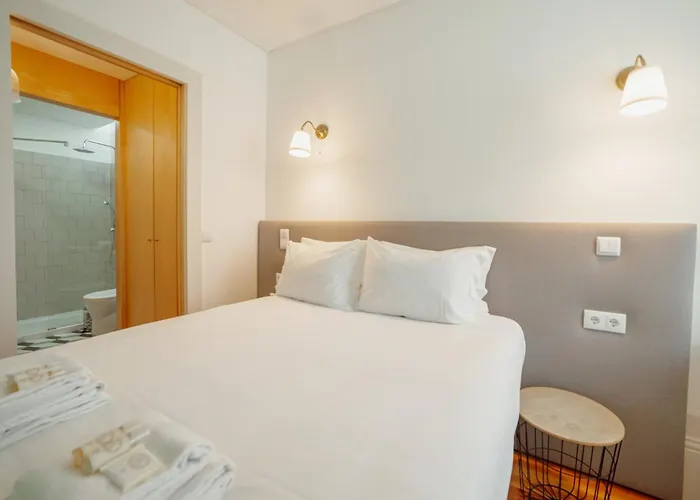 Downtown Charming By Vacationy Oporto